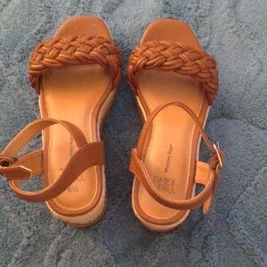 Women's Brown Sandals